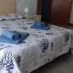 Casarcobaleno 公寓 *